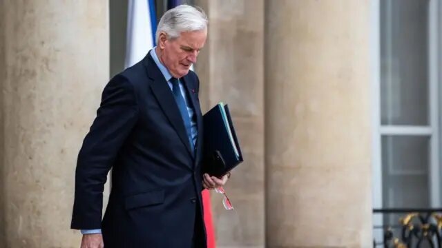 Премьер-министр Франции Мишель Барнье покидает свой пост после вотума недоверия правительству