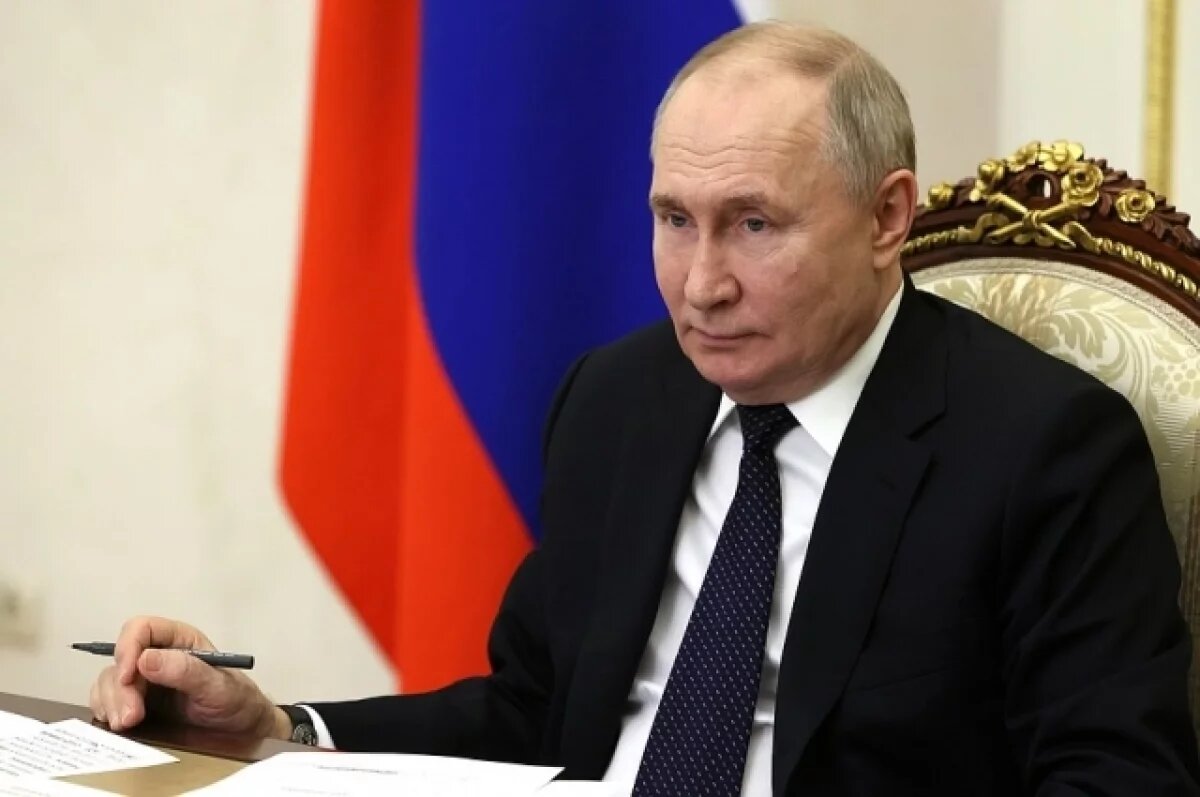    Путин заявил, что военные в зоне СВО носят на сердце письма от россиян