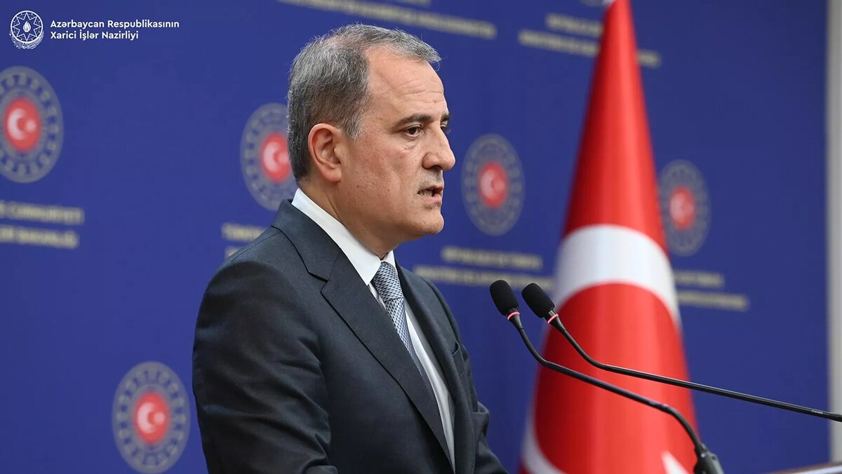 © Photo : official site of MFA of AR