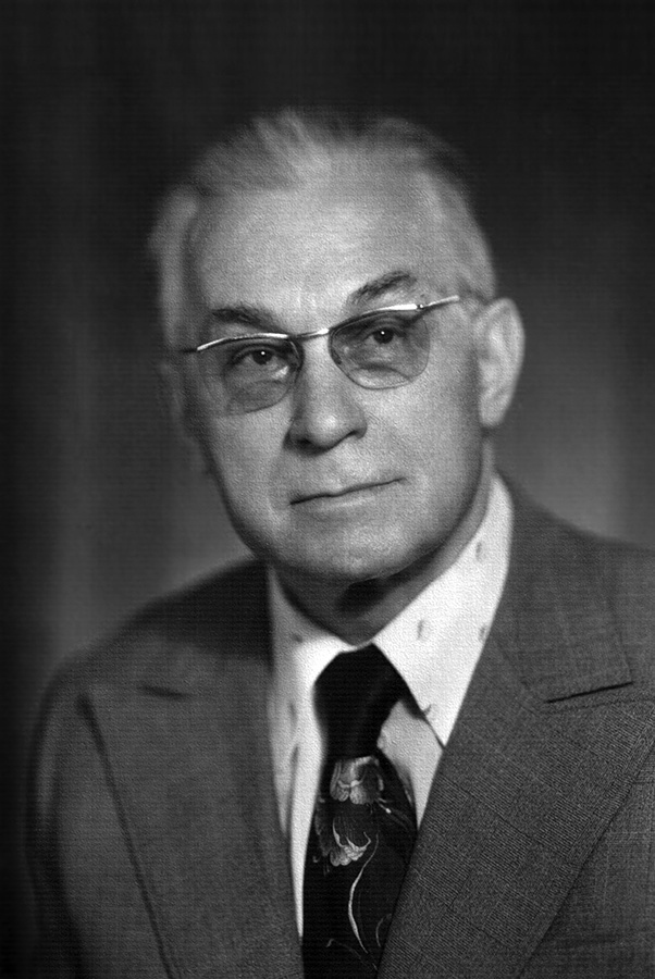 Виктор Абрамович Ковда (1904-1991), член-корреспондент АН СССР, директор-организатор, первый директор (1970-1980) Института агрохимии и почвоведения АН СССР.