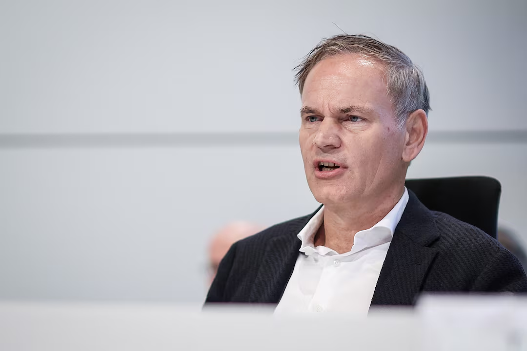 Оливер Блюме