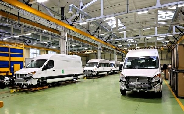 МАЗ готовится к запуску производства собственного минивэна конкурента Соболь