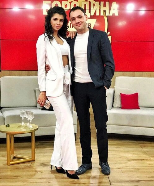 Алиана Устиненко и Александр Гобозов