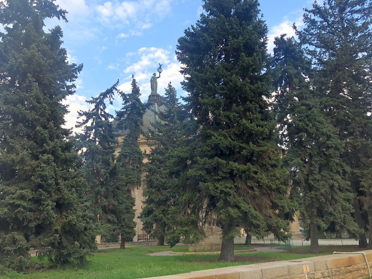 Территория Волгоградского планетария