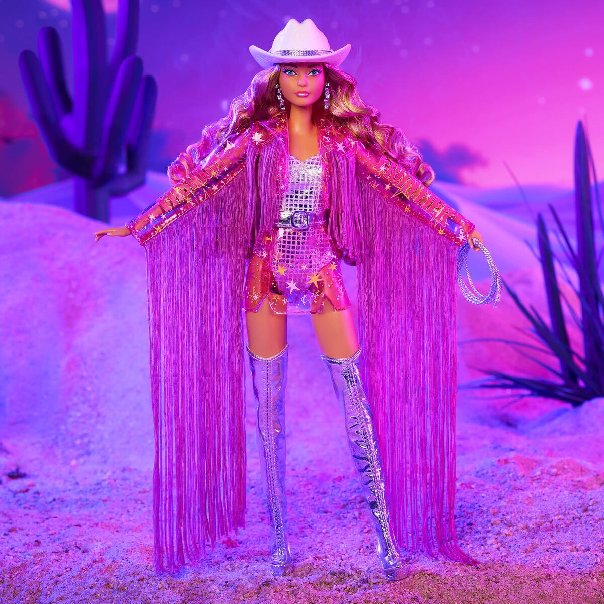 Barbie Fashion Frontier