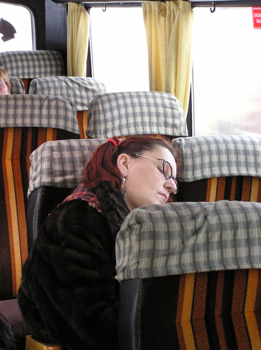 Любимое занятие в поездке с детьми.