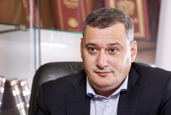    Александр Хинштейн