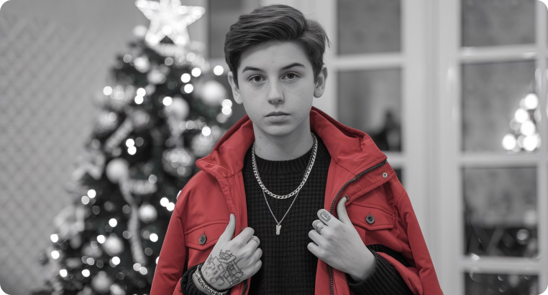 идеи подарок подростку мальчику на новый год 2025