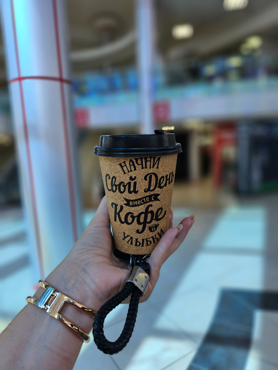 Вот так  с кофе встречают некоторые партнёры