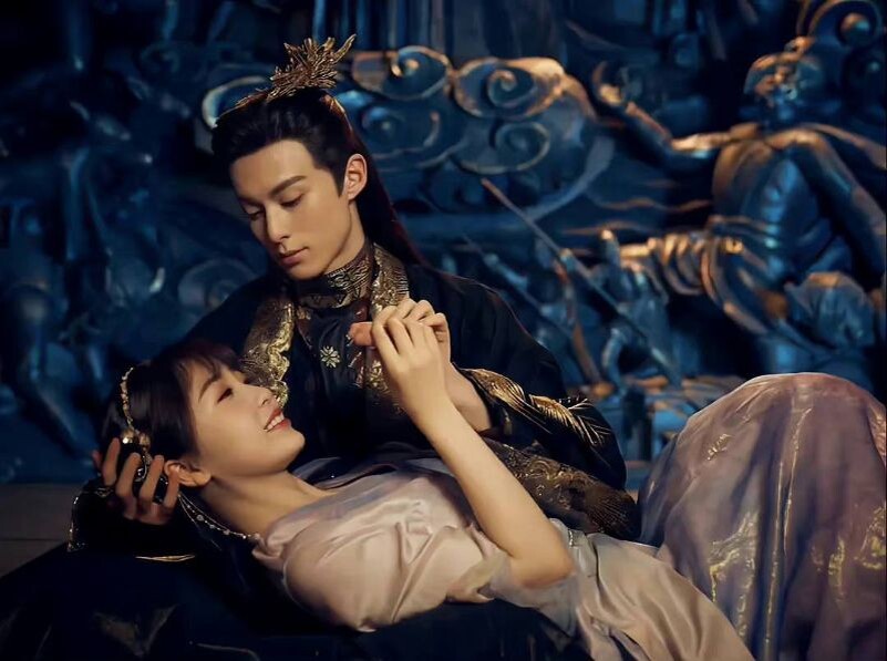 Галерея, листайте