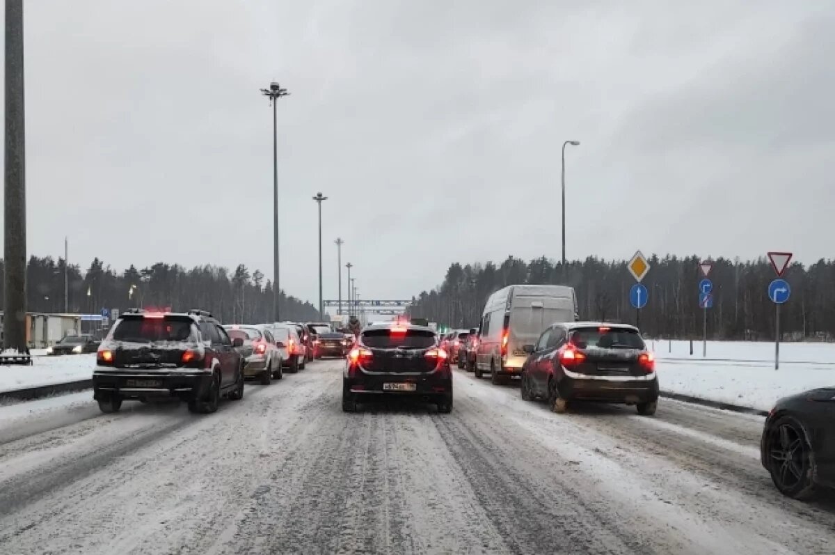    Томских водителей просят соблюдать осторожность на дорогах из-за гололеда