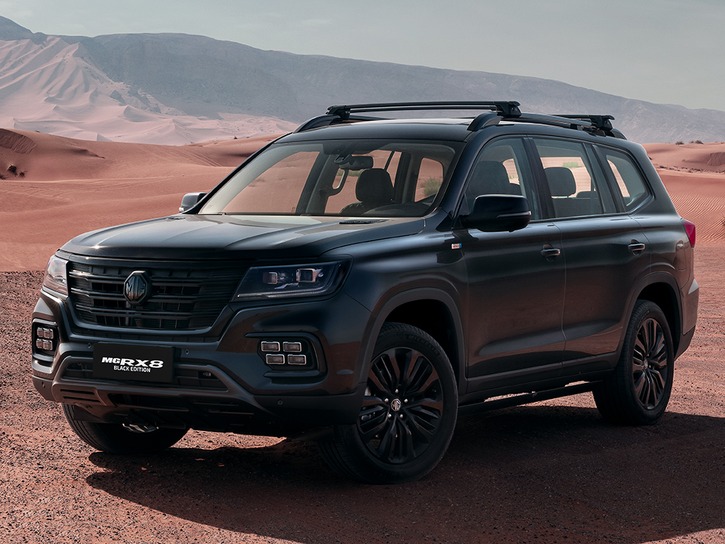 MG RX8 в черном цвете – специальная версия Black Edition