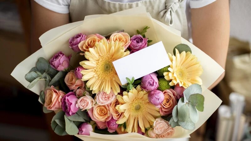     Букет цветов. Фото: freepik.