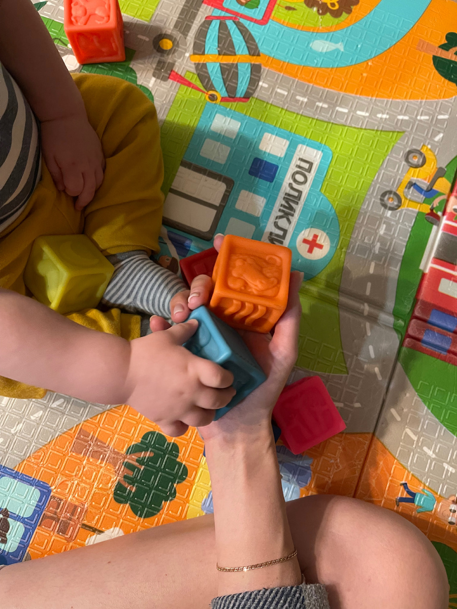 Собираем из кубиков мамины будущие заделья