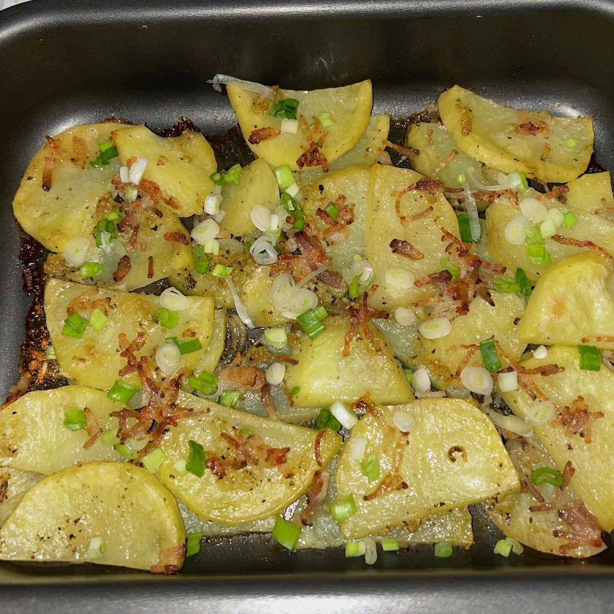    Картофель с салом в духовке @MikeF.