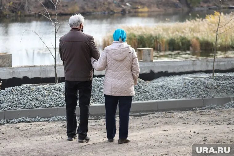 Нужно повышать рождаемость, чтобы не увеличивать финансовую нагрузку на работающее население, отметили эксперты. Фото: Екатерина Сычкова © URA.RU