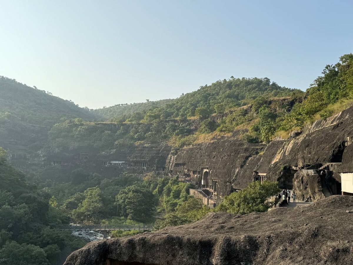 Вход в комплекс Аджанта