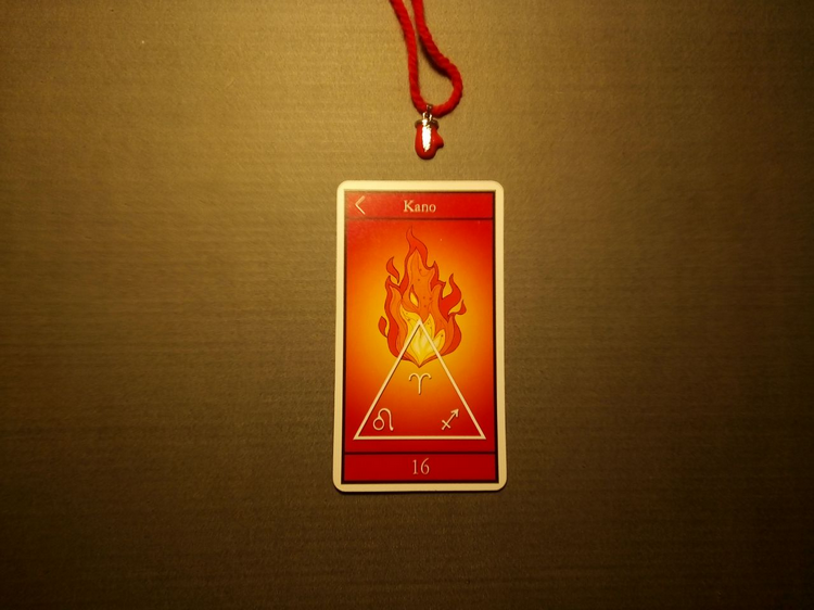 Овен, Лев и Стрелец объединены огненной стихией, которая придает им энергичности, яркости и стремления к самовыражению, подталкивает занимать активную позицию. 