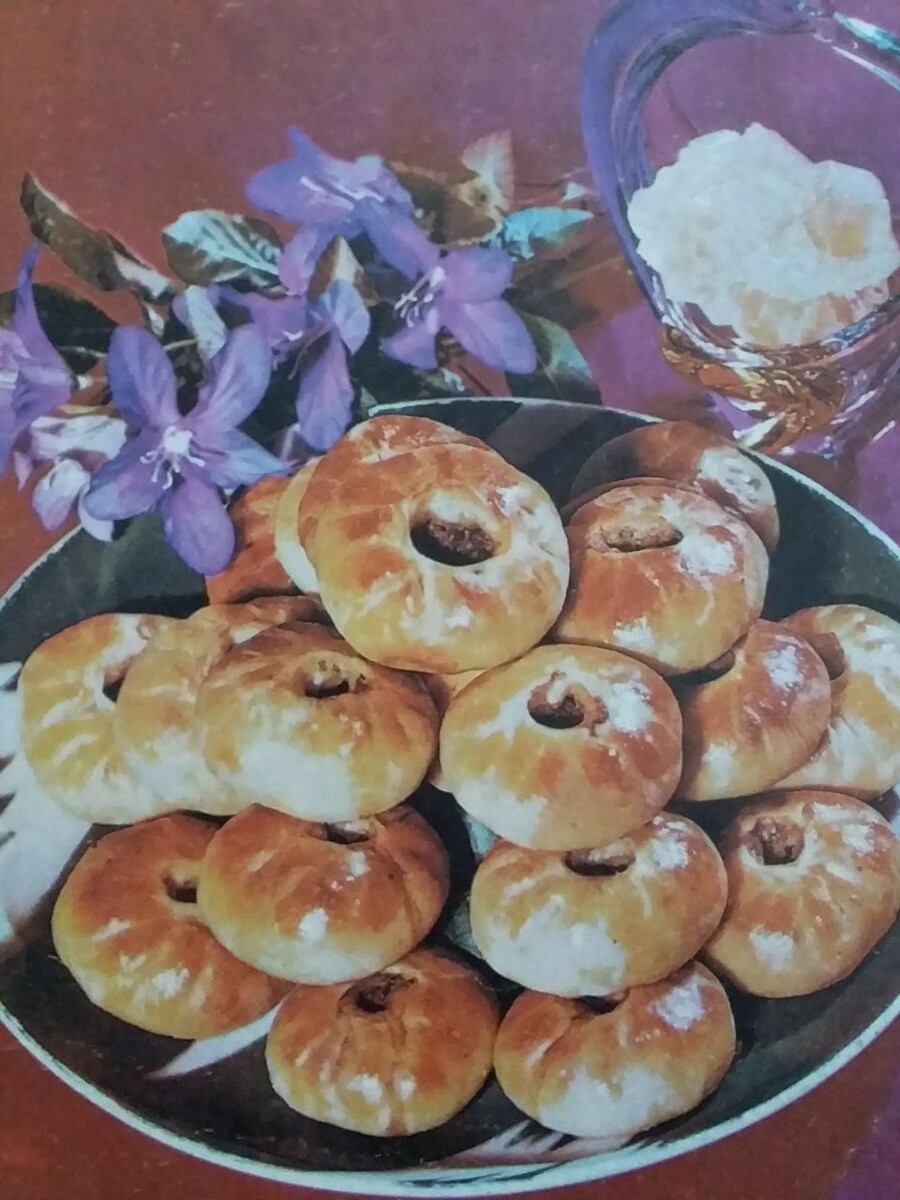 Пирожки печеные