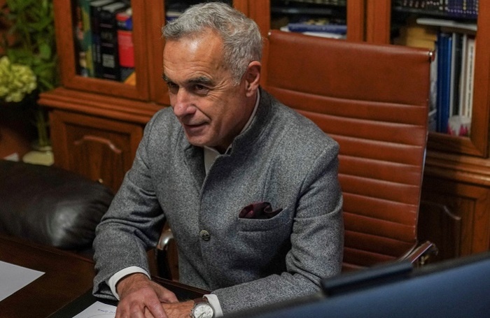    Кэлин Джорджеску.Reuters/Andreea Campeanu