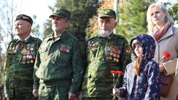    © Foto / Русский дом в Таджикистане