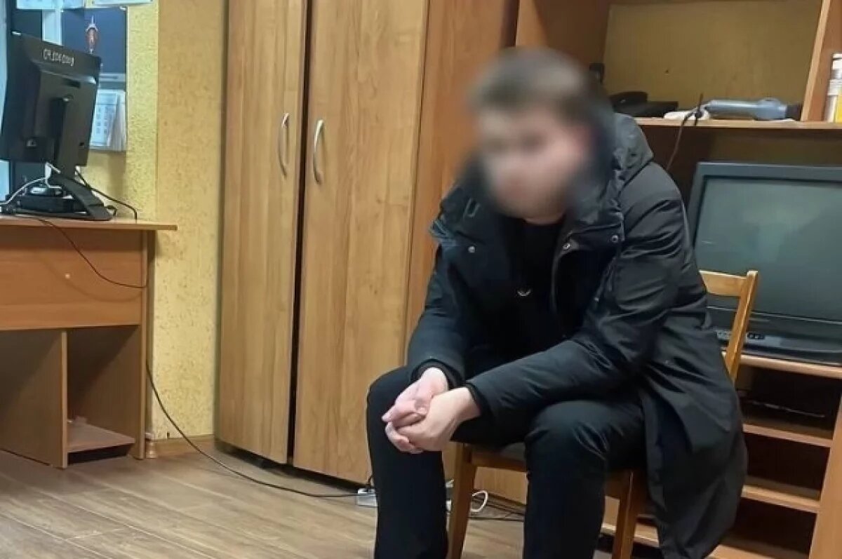    В Красноярске задержан 18-летний курьер мошенников, обманывавший стариков