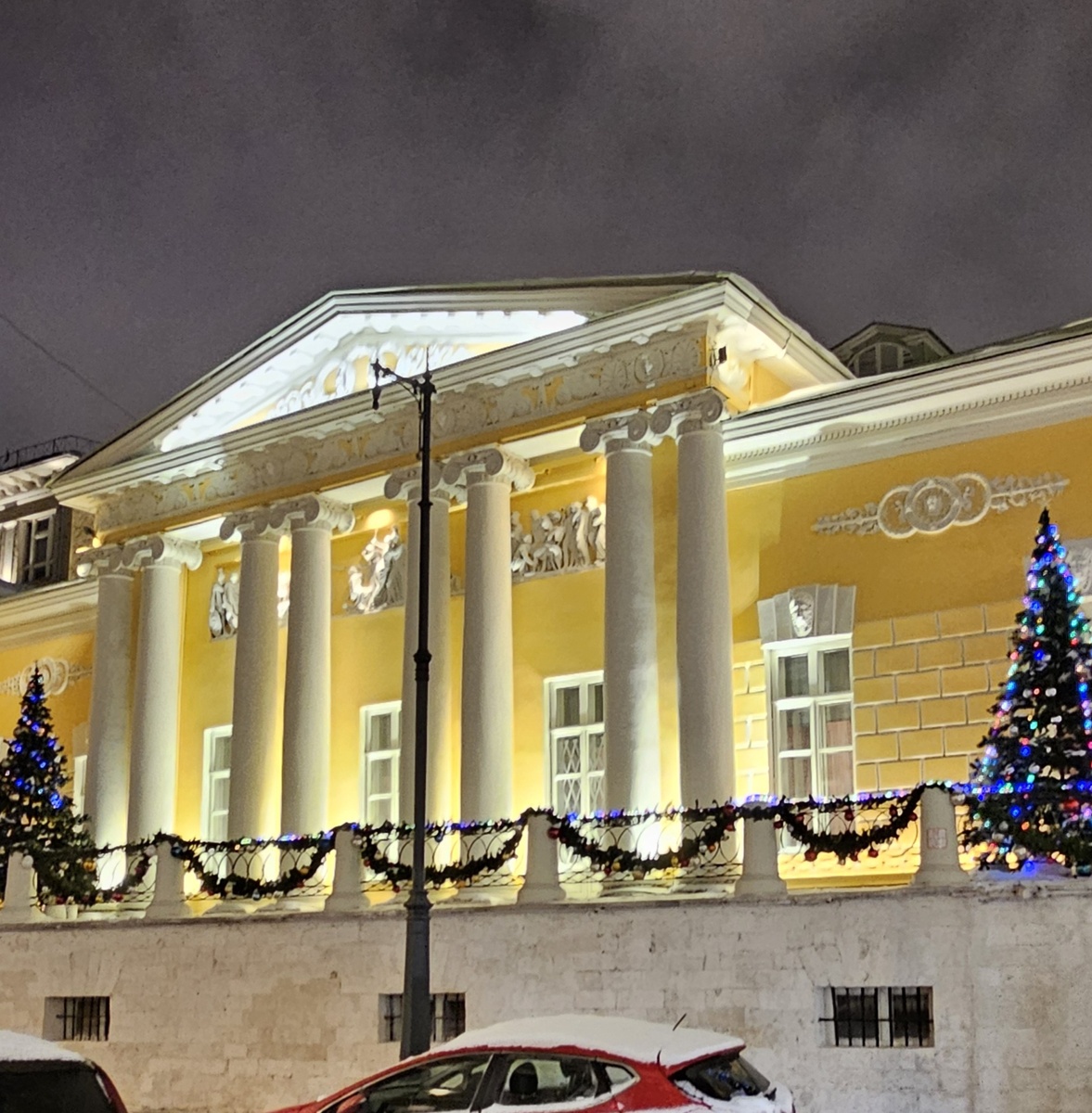 музей А. Пушкина (фото автора Л. Баевой)