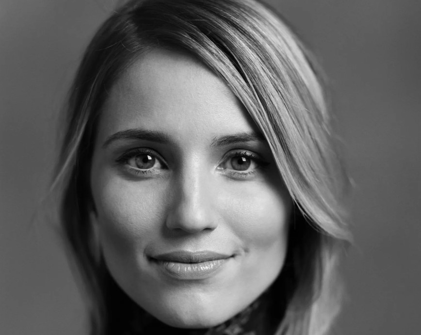 Патрик бейтман sigma face. Дуэйн джонсон фото. Roblox face мем. Лицо белого сигмы. Смешное лицо из роблокса.