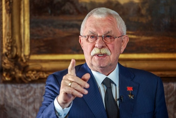    Александр Руцкой