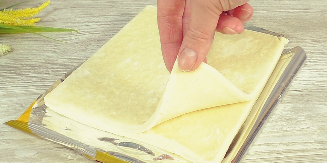 Беру слоёное тесто и готовлю закуску для новогоднего стола (рецепт закуски на праздник вместо хлеба)