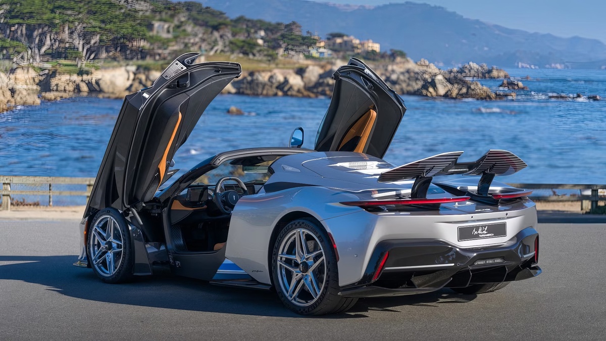 ©Automobili Pininfarina