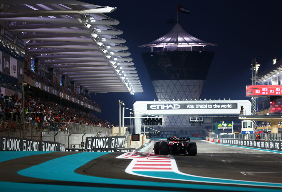    Трансляция первой тренировки Гран При Абу-Даби Формулы 1Getty Images / Red Bull Content Pool