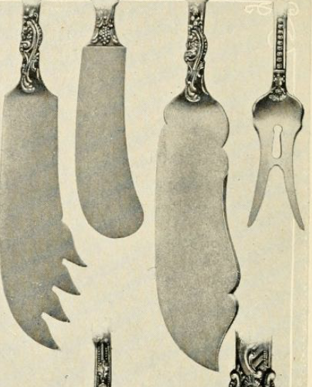 В правом верхнем углу