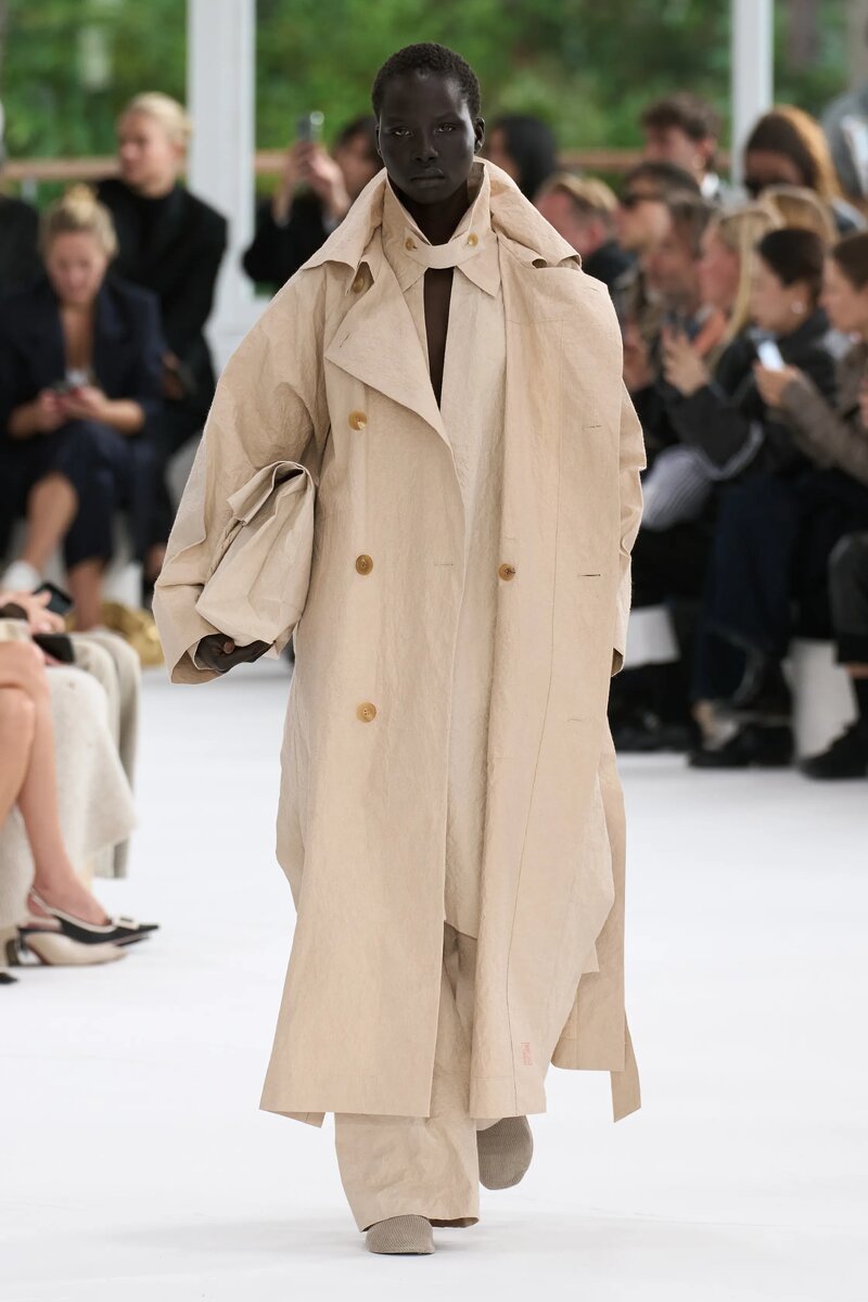 Issey Miyake Spring 2025
