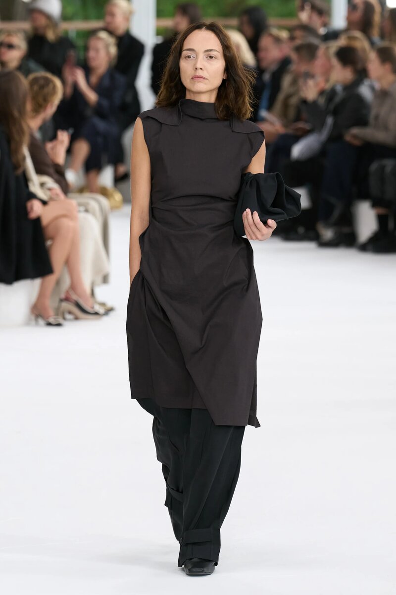 Issey Miyake Spring 2025