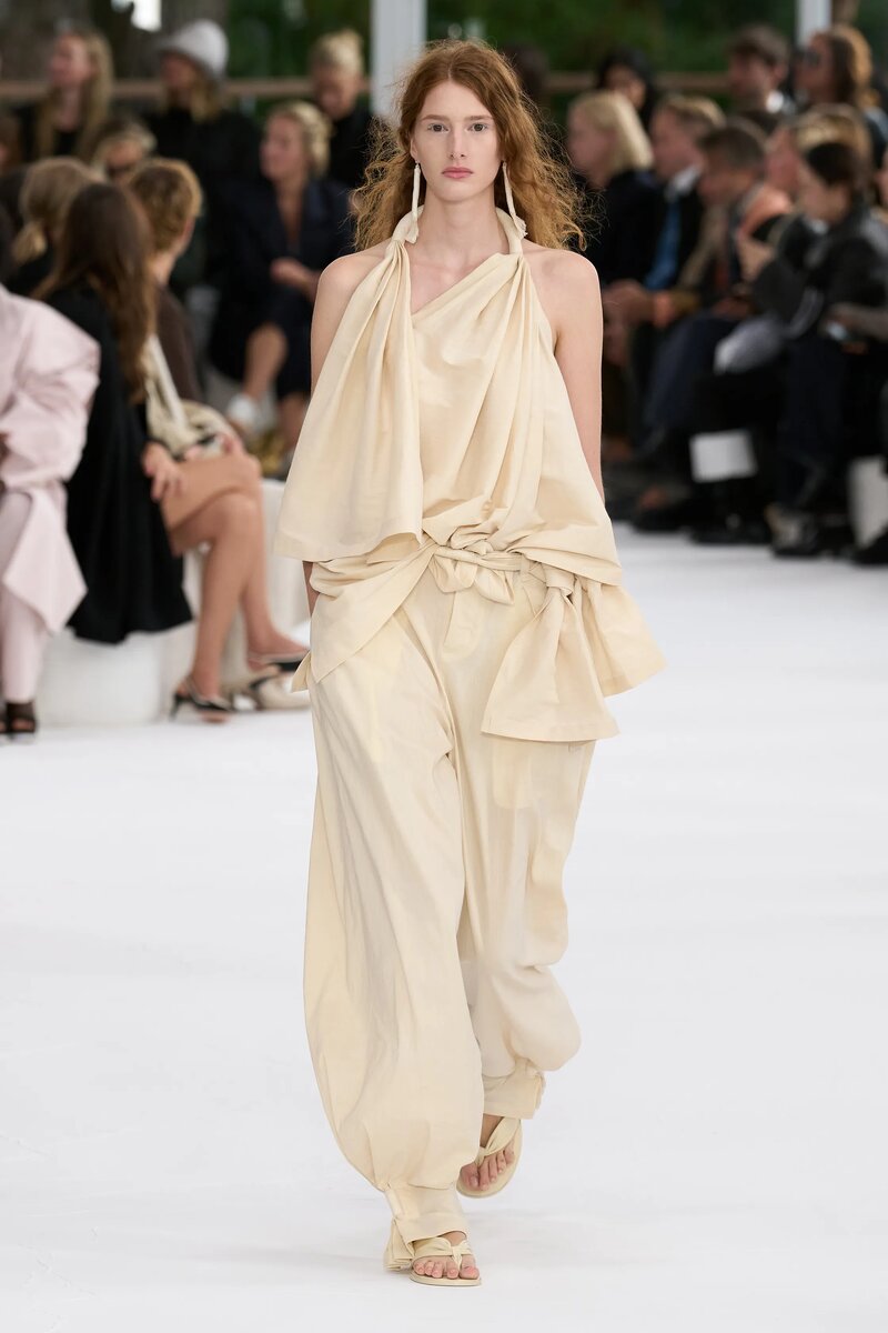Issey Miyake Spring 2025