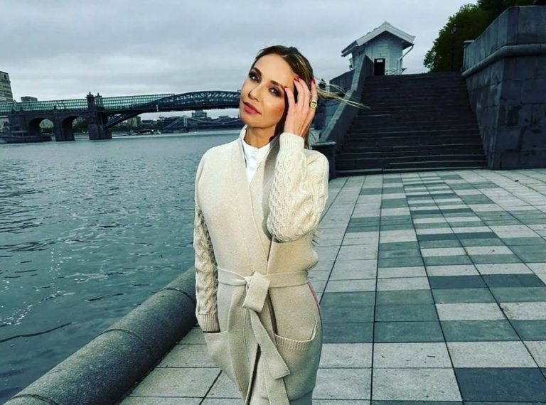    Фото: @tatiana_navka Софья Чулкова