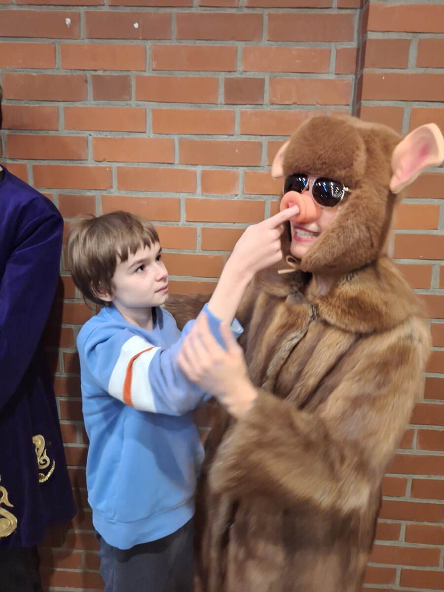 Берегите свой пятачок, берегите!  ))