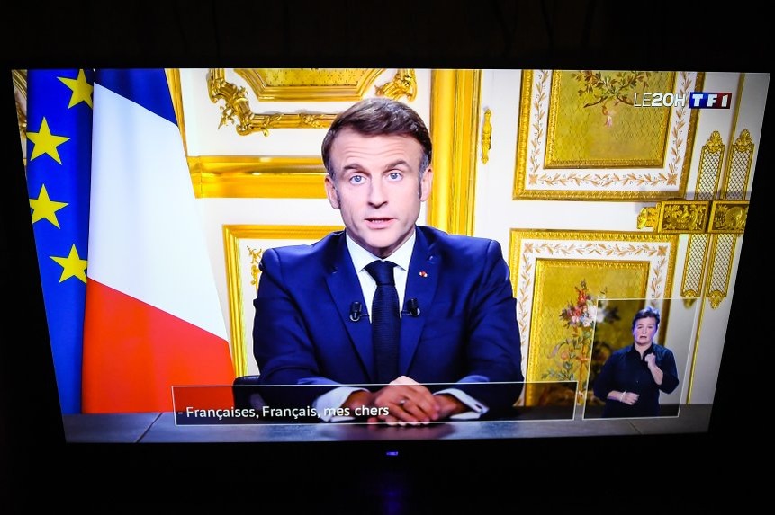 Президент Франции Эмманюэль Макрон выступил с обращением к нации Zuma\TASS