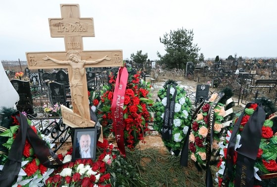    Могила врача-диетолога Алексея Ковалькова на Ново-Ямском кладбище в городском округе Домодедово