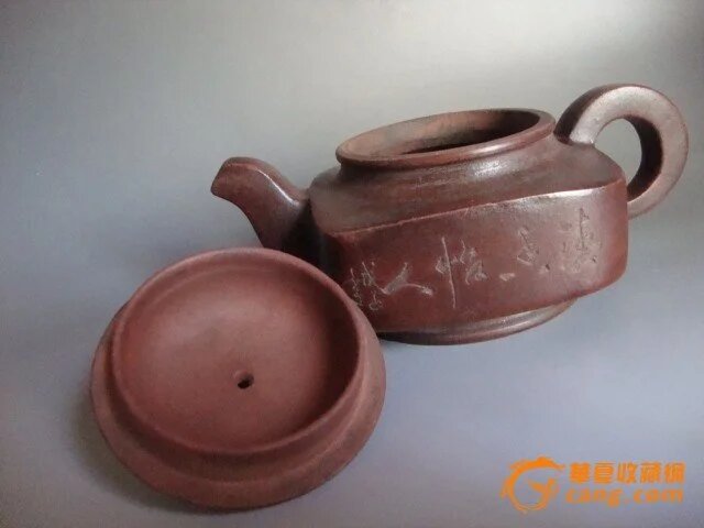 Квадратный чайник Дун Ханя