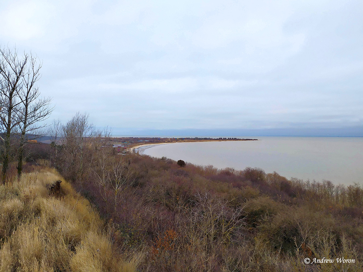 Вид на запад и на песчаную косу
