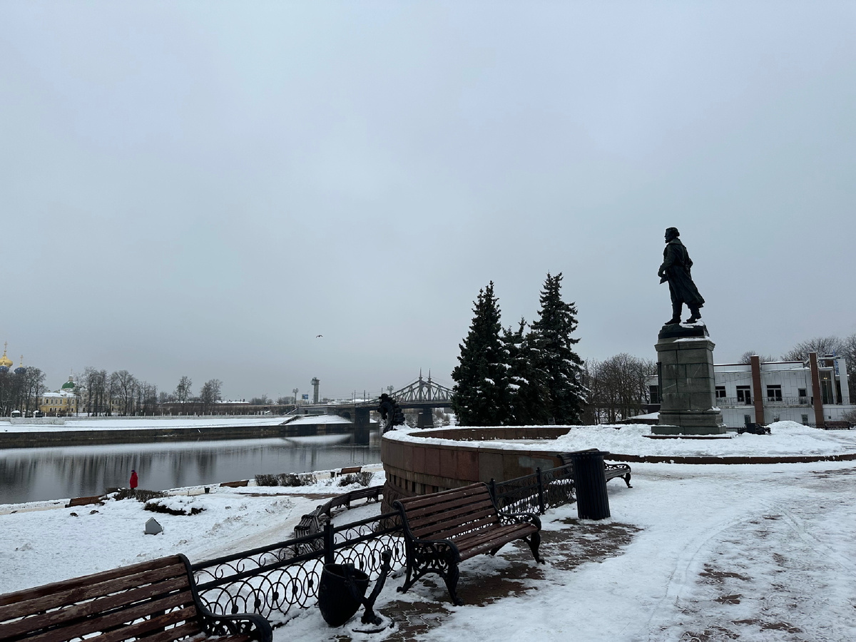 Памятник Афанасию Никитину