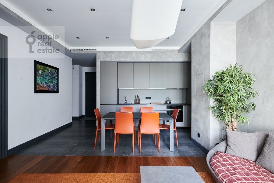 Фото из архива Apple Real Estate