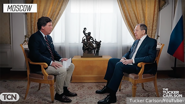     Фото: Tucker Carlson/YouTube   
 Текст: Олег Исайченко