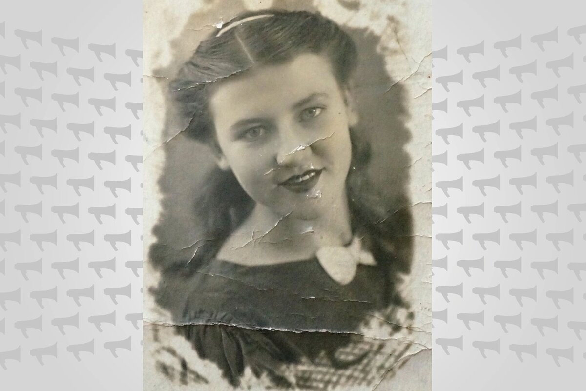 С фото 1941 года улыбается 17-летняя Женя Павлова (в замужестве Евграфова). Она еще не знает, что скоро начнется война.