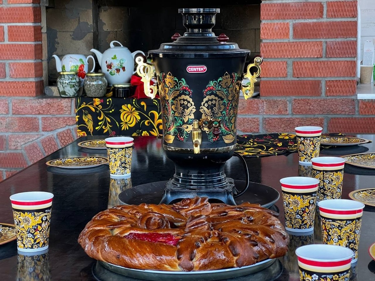 Самовар и пирог
Фото предоставлено эко-комплексом «Бурульча»