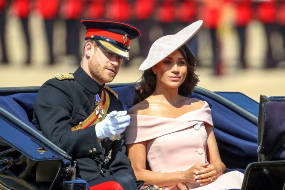 Скриншот из видео YouTube-канала blushsupreme