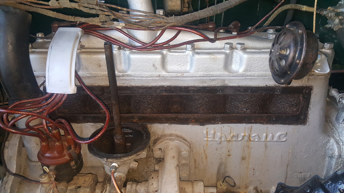 Двигатель УРАЛЗИС-5