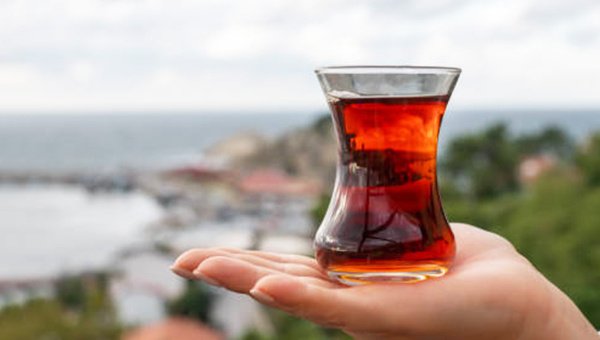 Турецкий чай в Стамбуле - напиток №1